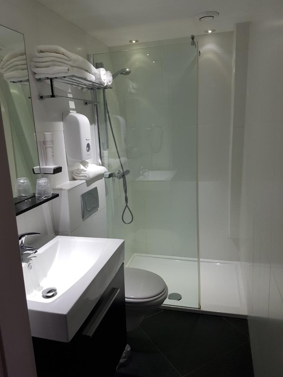 Hotel De Lis Lisse Ngoại thất bức ảnh