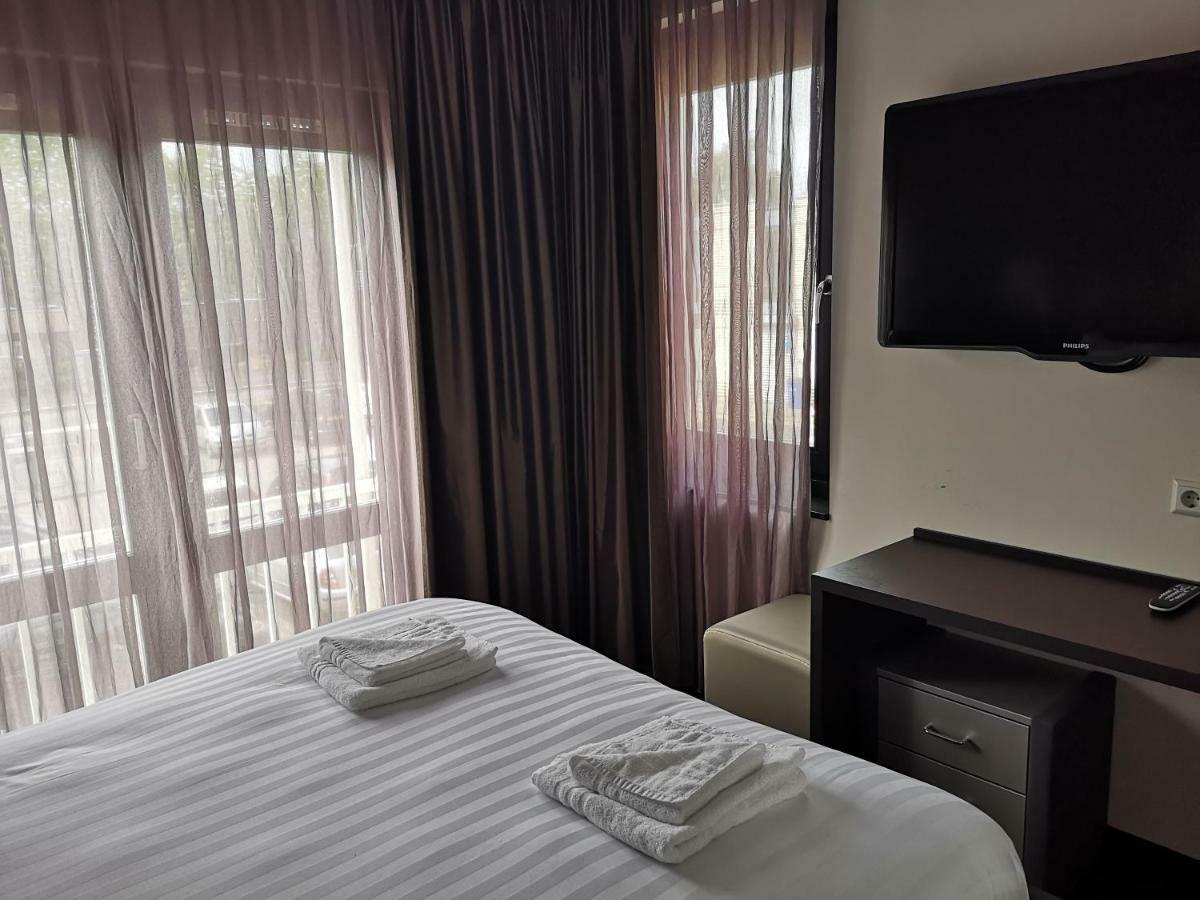 Hotel De Lis Lisse Ngoại thất bức ảnh