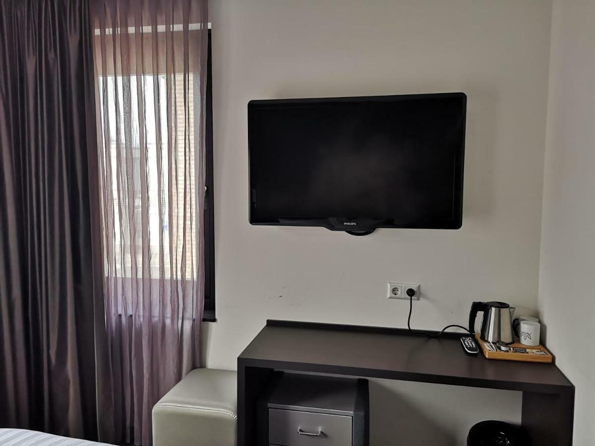 Hotel De Lis Lisse Ngoại thất bức ảnh