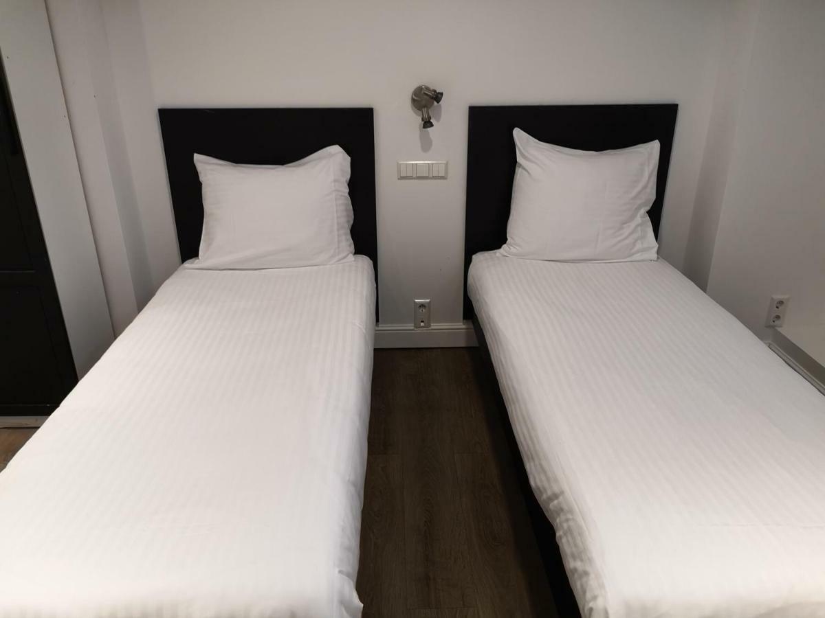 Hotel De Lis Lisse Ngoại thất bức ảnh